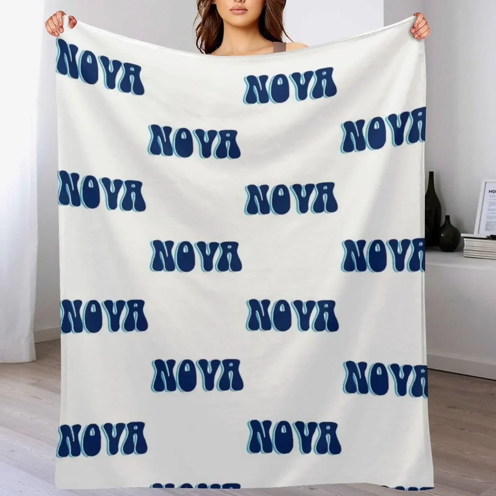 Nova Villanova University Thro - Nova Decor & Lighting Vase recension och pris