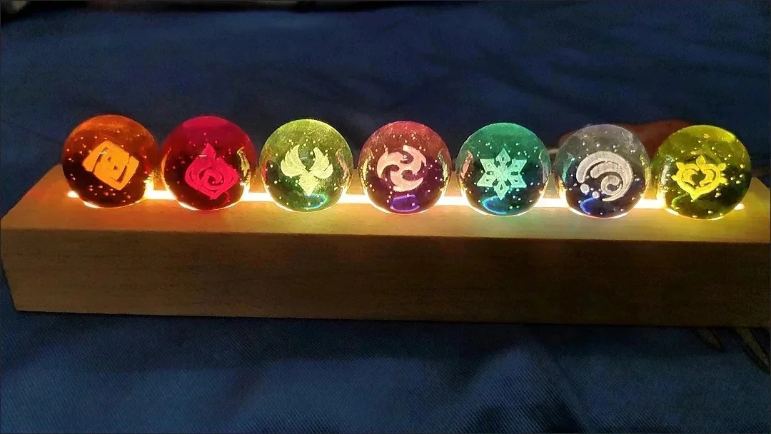 Game Crystal Ball Figure Night - Elements Lighting Decor recension och pris