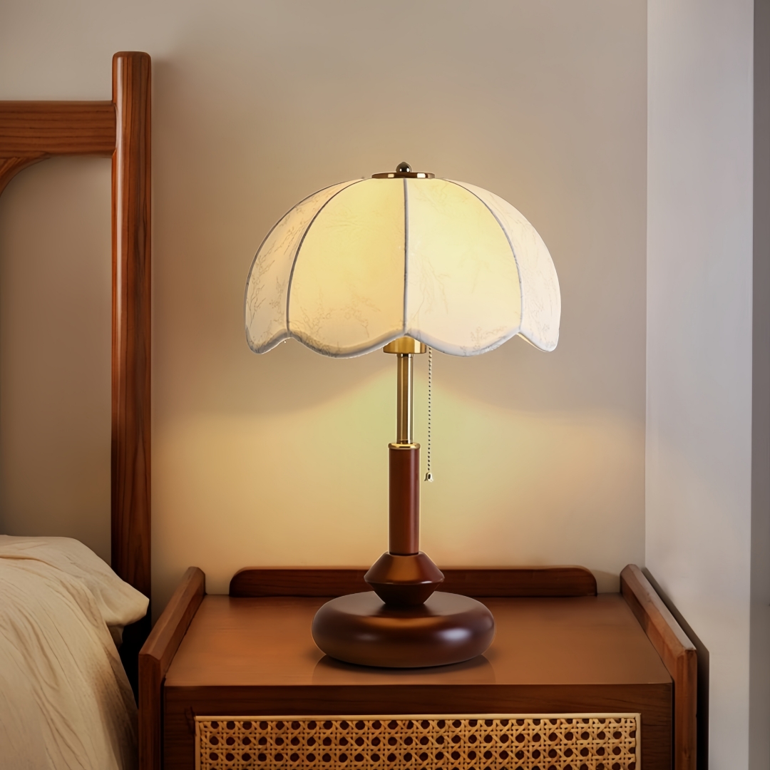 Vintage Scalloped Dome Table L - Lighting Table Decor recension och pris